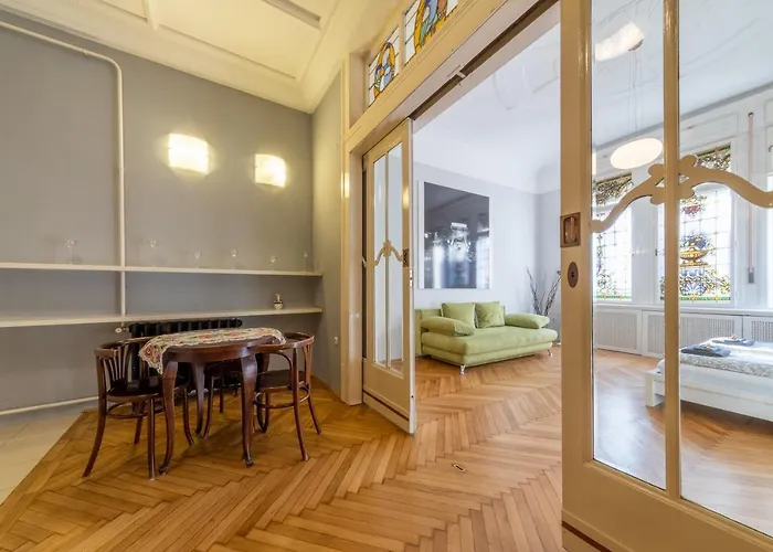Elisabeth Apartment On Vaci Street